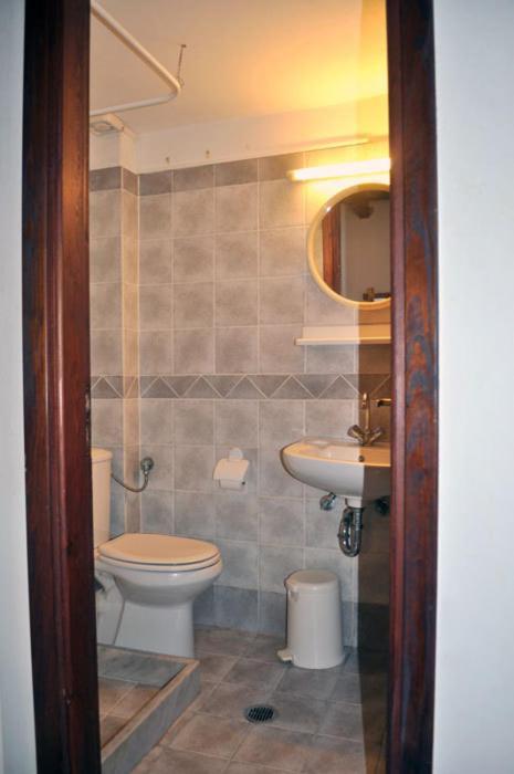 Odos Odysseos Aparthotel Ermoupoli Habitación foto