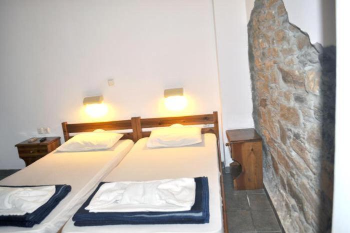 Odos Odysseos Aparthotel Ermoupoli Exterior foto