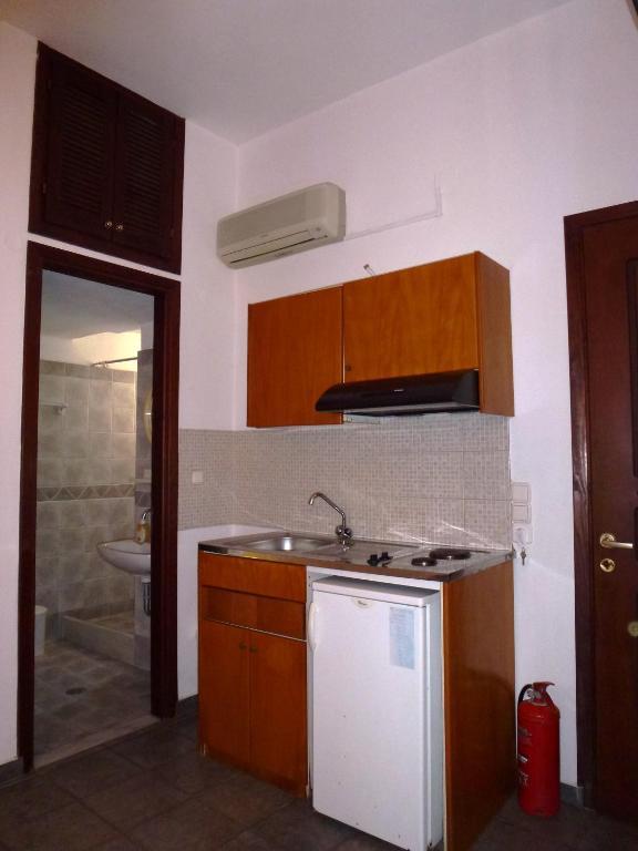 Odos Odysseos Aparthotel Ermoupoli Habitación foto