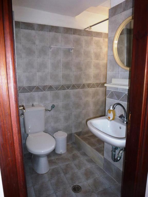 Odos Odysseos Aparthotel Ermoupoli Habitación foto